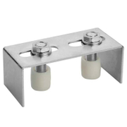 Водач на плъзгаща врата Estebro горен с ролки  поцинкована стомана, 70х155х65 мм, 1614 - product - 048 ETB 685