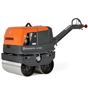 Валяк Husqvarna Construction двуосен вибрационен дизелов 7900 W, ф 400х750 мм, 27 kN, 60 м/мин, LP 7505