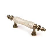 Дръжка за мебели Rei и метал и порцелан  стар месинг и напукан порцелан, 127 мм, 64 мм, R 836-64 AB/CR - product - 067 DEM 838