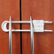 Закопчалка за вратичка предпазна 2 бр., цинкова сплав, бяла, WA-027 - product - 068 BKY1298