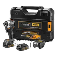 Акумулаторен гайковерт DeWALT с безчетков двигател  с 2 батерии и зарядно, 18 V, 1.7 Ah, 205 Nm, квадрат, 1/4", DCF85ME2GT