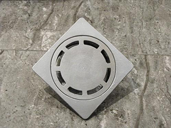 Сифон подов Dragolovi с долно оттичане алуминиев, с воден затвор  90х90 мм, ф 40 мм, квадрат - product - 010 DRG 790