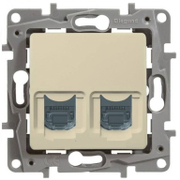 Розетка за компютърна мрежа Legrand двойна скрит монтаж, с монтажна рамка  20 IP, крем, Niloe - product - 028 LGR4156