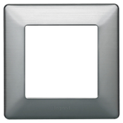 Декоративна рамка Legrand за ключове и контакти един модул  инокс, 86х86x9.8 мм, Valena Life - product - 028 LGR3284