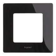 Декоративна рамка Legrand за ключове и контакти един модул  оникс/черна, 86х86x10.2 мм, Niloe - product - 028 LGR3426