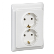 Електрически интериорен контакт Legrand двоен скрит монтаж  16 A, 2 x 2P+E, 20 IP, бял, Kaptika - product - 028 LGR3832