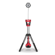 LED прожектор акумулаторен със статив 18 V, червен M18 SAL-0 - promo-pack - 152433