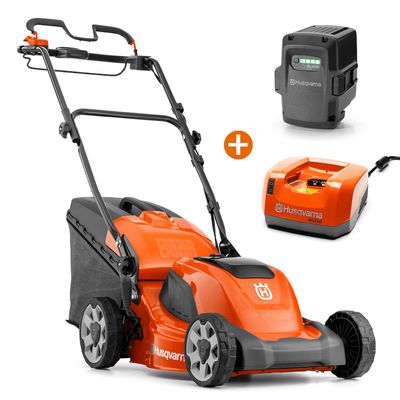 Акумулаторна косачка Husqvarna самоходна, с кош, 0.55 kW, 36 V, 410 мм LC 141iV + Акумулаторна батерия  36 V, 5 Ah BLi20 + Зарядно устройство 36 V 40-C500X